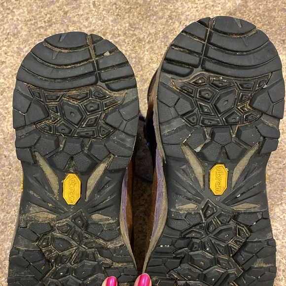 Merrell Gore Tex Crestbound Leather Hiking Boots 11 WITH FLAWS Very Used - Picture 15 of 17